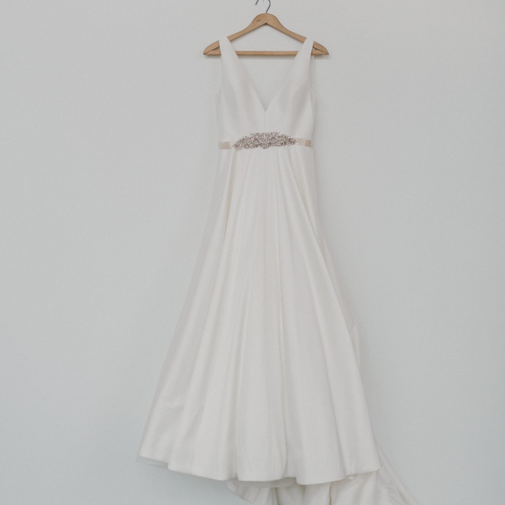 BHLDN Octavia Gown Sz 6, Badgley Mischka Sash